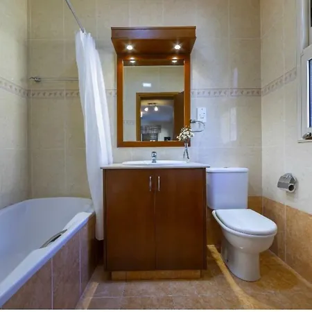 Protaras Beachfront Art Villa Paralimni